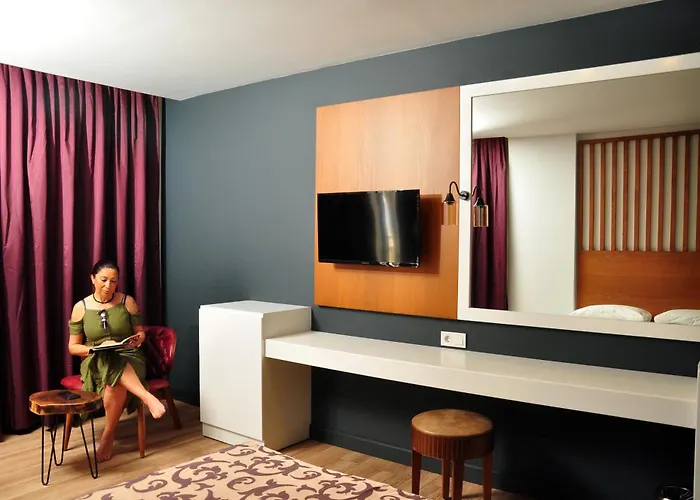 Sey Beach Hotel&Spa